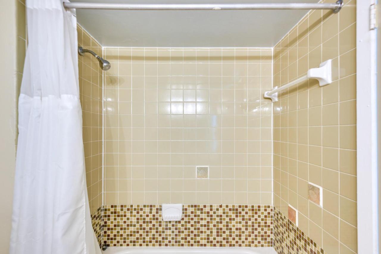 Updated Daytona Beach Oceanfront Studio! Экстерьер фото
