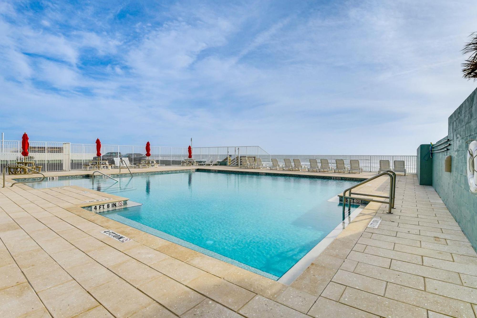 Updated Daytona Beach Oceanfront Studio! Экстерьер фото